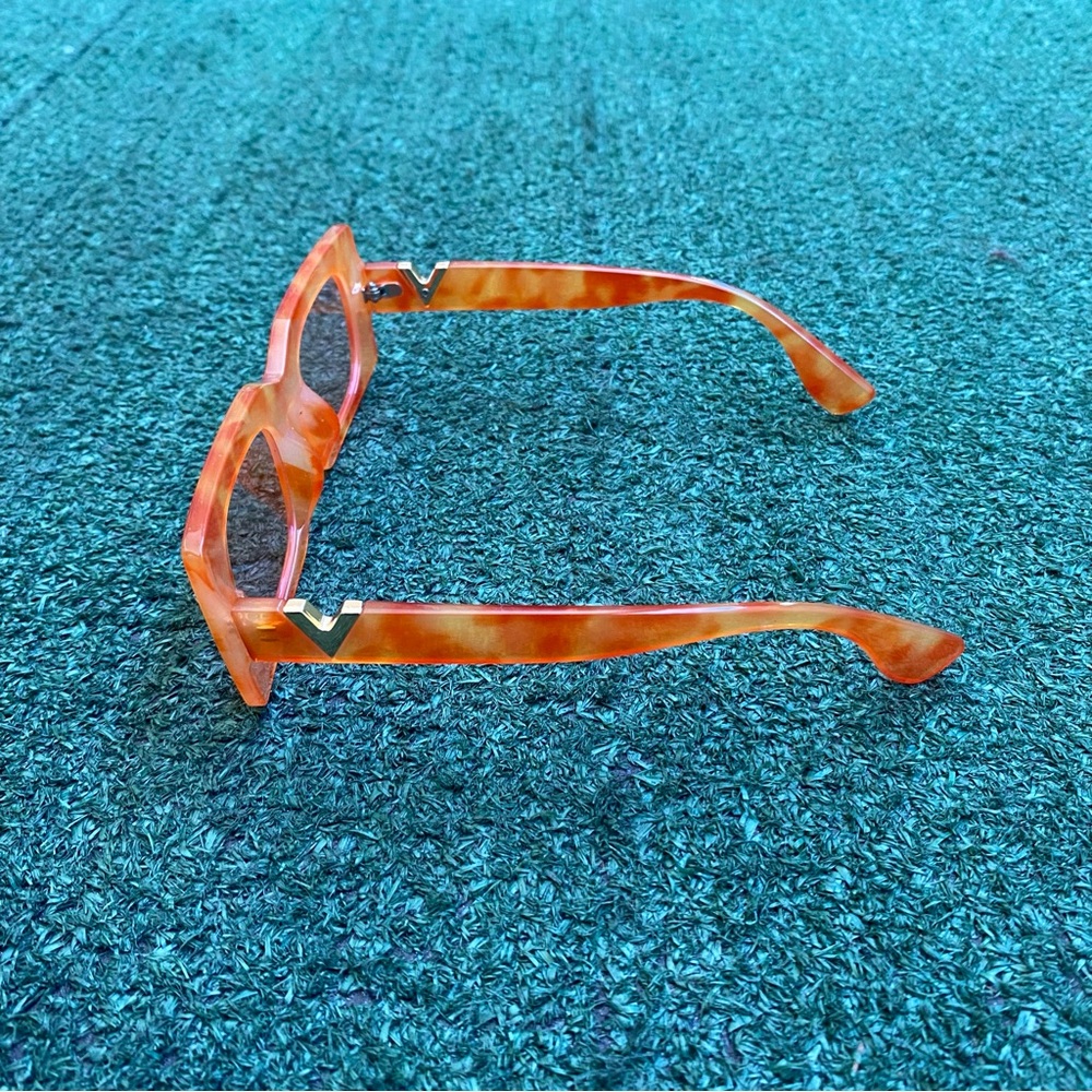 Designer glasses - Picture 3 of 7